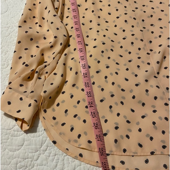 Pink blouse - Picture 3 of 3